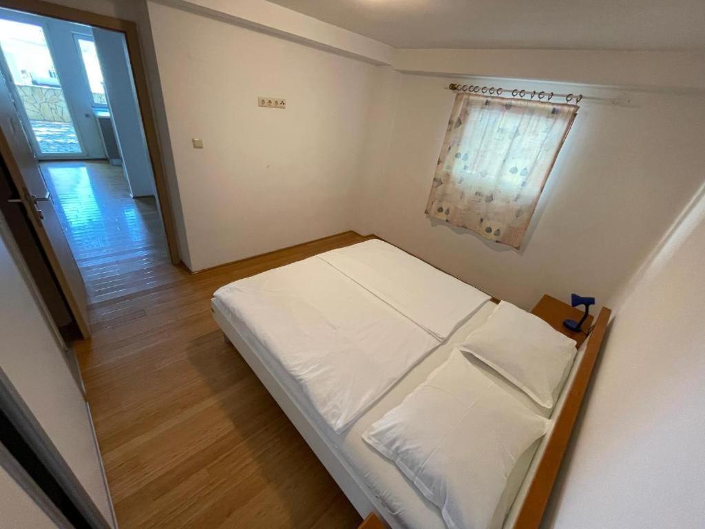 Bellevue Rooms Стара Башка Экстерьер фото